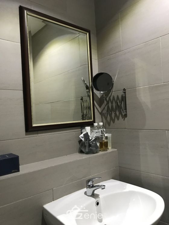 Charming living at Manhattan park residences