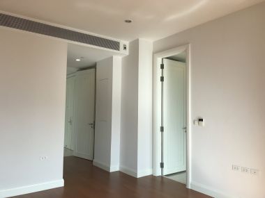 Luxury condo for rent in Lungsuan 4 Bedrooms