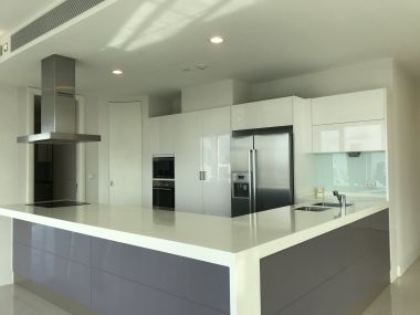 Luxury condo for rent in Lungsuan 4 Bedrooms