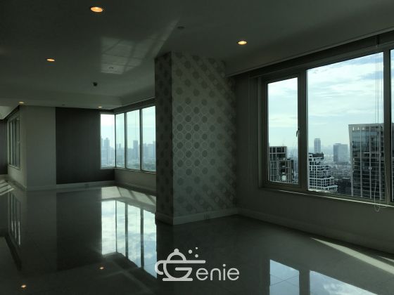 Luxury condo for rent in Lungsuan 4 Bedrooms