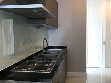 Luxury condo for rent in Lungsuan 4 Bedrooms