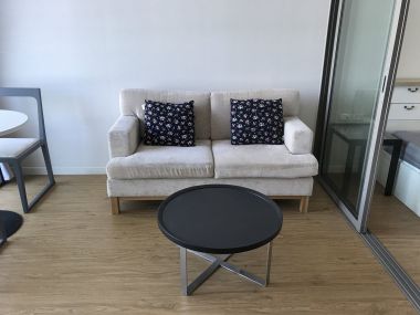 For rent at Siamese Surawong 22, 000THB/month Studio 1 Bathroom Fully furnished