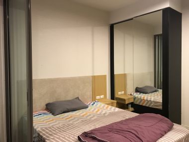 For rent at Siamese Surawong 20, 000THB/month Studio 1 Bathroom Fully furnished