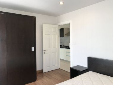 For rent at The Surawong 25, 000THB/month 1 Bedroom 1 Bathroom Fully furnished