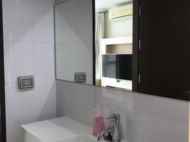 For rent at Rhythm Ratchada 1 Bedroom 1 Bathroom 22,000THB/month Fully furnished