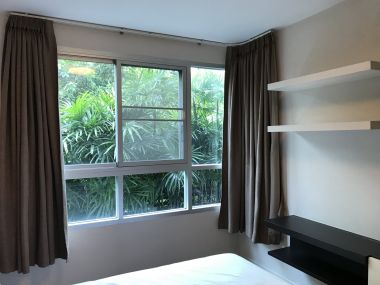 ** Hot Deal! ** For rent at The Clover Thonglor 1 Bedroom 1 Bathroom 46 sqm. 20,000 THB/month Fully furnished