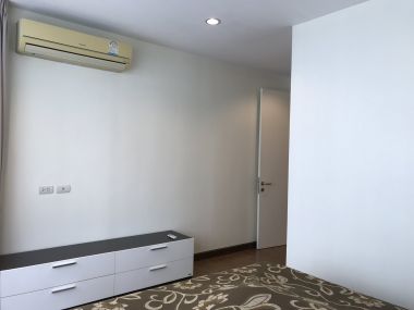 Condo THE MUSE (MQDC) 80 sqm. (corner room more area) Free breakfast Furniture Modernform Sukhumvit 64/2 near BTS Punnawithi 250 m.