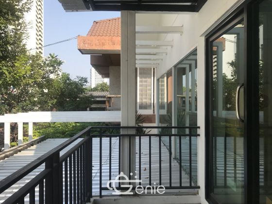 Single Detached House in Ekkamai 12 (Thonglor 10) for SALE