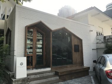 Single Detached House in Ekkamai 12 (Thonglor 10) for SALE