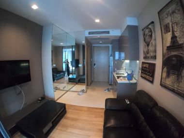 HYDE SUKHUMVIT 13 , For Sale/Rent  , Near BTS Nana, only 50 meters, unblocked view