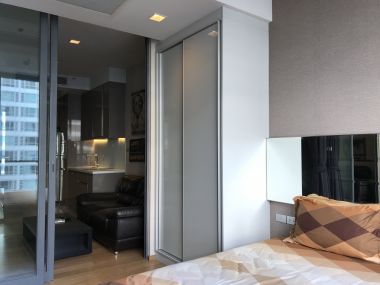 HYDE SUKHUMVIT 13 , For Sale/Rent  , Near BTS Nana, only 50 meters, unblocked view