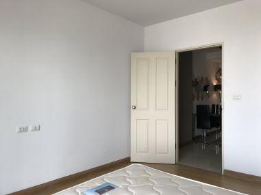 SUPALAI PARK EAKAMAI-THONGLOR  70sq.m. 40fl. facing North Nice View, Fully Furnished