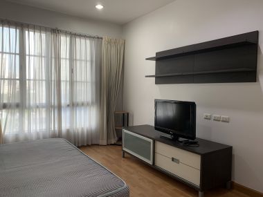 For rent! ! ! at CitiSmart Sukhumvit 18 2 Bedroom 2 Bathroom 45, 000/month Fully furnished (can negotiate )