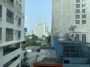 For rent! ! ! at CitiSmart Sukhumvit 18 2 Bedroom 2 Bathroom 45, 000/month Fully furnished (can negotiate )