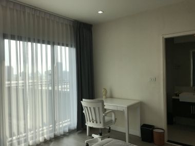 ** Super Deal! ** For rant at Noble Remix 1 Bedroom 1 Bathroom 63 sqm. corner view 37,000THB/month Fully furnished