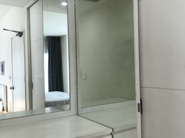 ** Super Deal! ** For rant at Noble Remix 1 Bedroom 1 Bathroom 63 sqm. corner view 37,000THB/month Fully furnished
