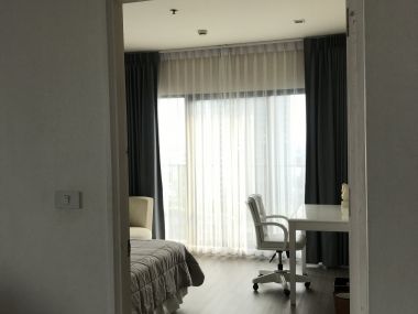 ** Super Deal! ** For rant at Noble Remix 1 Bedroom 1 Bathroom 63 sqm. corner view 37,000THB/month Fully furnished