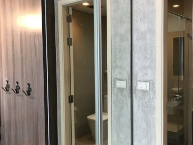 For rent and For Sale at Quinn Ratchada 1 Bedroom 1 Bathroom 17,000THB/month Sell price 4.2M Fully furnished