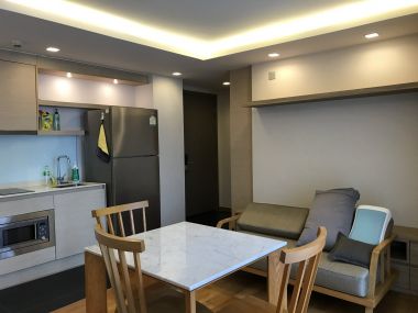 ปล่อยเช่า! Via Botani Sukhumvit 47 ในราคาเพียง 30,000 บาท/เดือน 1 ห้องนอน 1 ห้องน้ำ 45 ตรม. เฟอร์นิเจอร์ครบพร้อมเข้าอยู่ (ต่อรองราคาได้)