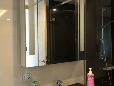 ปล่อยเช่า! Via Botani Sukhumvit 47 ในราคาเพียง 30,000 บาท/เดือน 1 ห้องนอน 1 ห้องน้ำ 45 ตรม. เฟอร์นิเจอร์ครบพร้อมเข้าอยู่ (ต่อรองราคาได้)