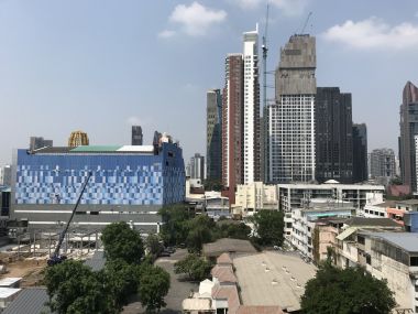 ให้เช่า Noble Reveal ราคาดี เพียง 25, 000บาท/เดือน 1 ห้องนอน 1 ห้องน้ำ 49ตรม ห้องใหญ่อยู่สบาย (ราคาต่อรองได้) ใกล้ BTS เอกมัย เฟอร์นิเจอร์ครบพร้อมเข้าอยู่