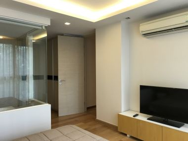 ปล่อยเช่า! Via Botani Sukhumvit 47 ในราคาเพียง 50,000 บาท/เดือน 2 ห้องนอน 2 ห้องน้ำ 72 ตรม. เฟอร์นิเจอร์ครบพร้อมเข้าอยู่ (ต่อรองราคาได้)