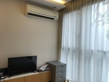 ปล่อยเช่า! Via Botani Sukhumvit 47 ในราคาเพียง 50,000 บาท/เดือน 2 ห้องนอน 2 ห้องน้ำ 72 ตรม. เฟอร์นิเจอร์ครบพร้อมเข้าอยู่ (ต่อรองราคาได้)