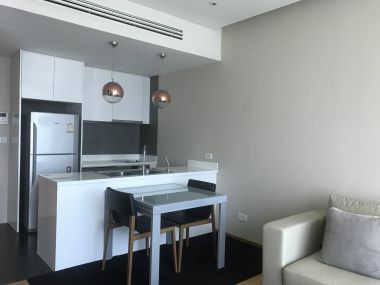 **ลดสุดๆ**ปล่อยเช่า! Aequa Residents Sukhumvit 49 ในราคาเพียง 40,000 บาท/เดือน 1 ห้องนอน 1 ห้องน้ำ 57 ตรม. ชั้น++ เฟอร์นิเจอร์ครบพร้อมเข้าอยู่