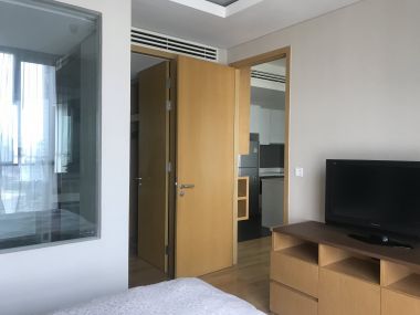 **ลดสุดๆ**ปล่อยเช่า! Aequa Residents Sukhumvit 49 ในราคาเพียง 40,000 บาท/เดือน 1 ห้องนอน 1 ห้องน้ำ 57 ตรม. ชั้น++ เฟอร์นิเจอร์ครบพร้อมเข้าอยู่