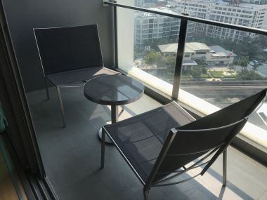 **ลดสุดๆ**ปล่อยเช่า! Aequa Residents Sukhumvit 49 ในราคาเพียง 40,000 บาท/เดือน 1 ห้องนอน 1 ห้องน้ำ 57 ตรม. ชั้น++ เฟอร์นิเจอร์ครบพร้อมเข้าอยู่