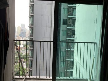 For rent at Noble Remix 1 Bedroom 1 Bathroom 22, 000THB/month Fully furnished