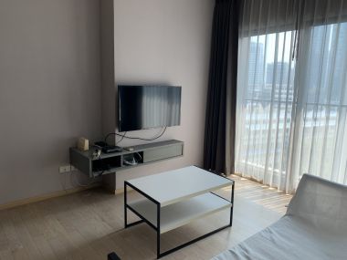 For rent at Noble Remix Studio 1 Bathroom 35,000THB/Month Fully furnished
