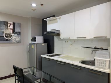 For Sale or For Rent!!! at The Waterford Sukhumvit 50 size 42 sqm. 6th Floor 1 Bedroom 1 Bathroom 2.9 M THB Fully furnished