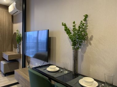 ให้เช่า!!! เดอะ ไลน์ พหลโยธิน พาร์ค 1 ห้องนอน 32.52 ตร. ม. ใกล้ BTS ห้าแยกลาดพร้าว ราคาพิเศษเพียง 15,000บาท/เดือน เฟอร์นิเจอร์ครบพร้อมเข้าอยู่