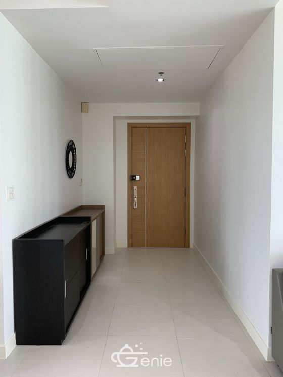 HOT++ For rent at Millennium Residence Condominium Style Luxury 3 Bedroom 3 Bathroom Size 148 Sqm. 25th Floor75,000THB/month Fully furnished