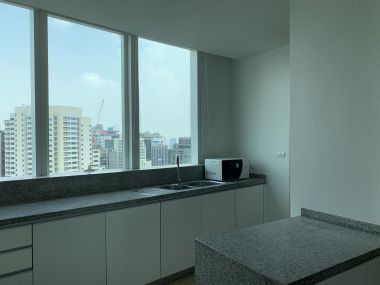 HOT++ For rent at Millennium Residence Condominium Style Luxury 3 Bedroom 3 Bathroom Size 148 Sqm. 25th Floor75,000THB/month Fully furnished