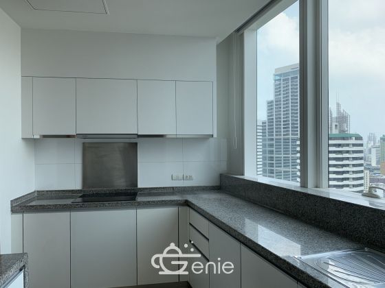 HOT++ For rent at Millennium Residence Condominium Style Luxury 3 Bedroom 3 Bathroom Size 148 Sqm. 25th Floor75,000THB/month Fully furnished
