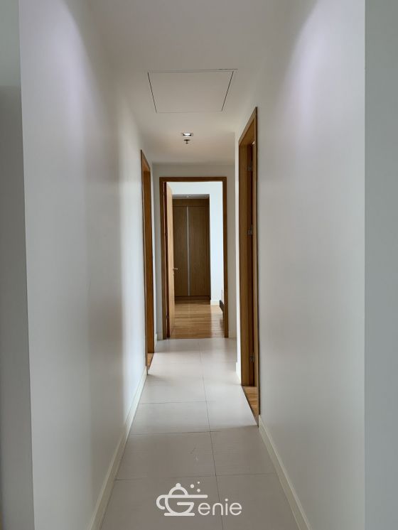 HOT++ For rent at Millennium Residence Condominium Style Luxury 3 Bedroom 3 Bathroom Size 148 Sqm. 25th Floor75,000THB/month Fully furnished