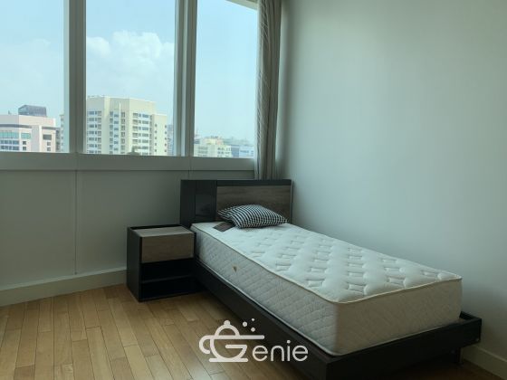 HOT++ For rent at Millennium Residence Condominium Style Luxury 3 Bedroom 3 Bathroom Size 148 Sqm. 25th Floor75,000THB/month Fully furnished