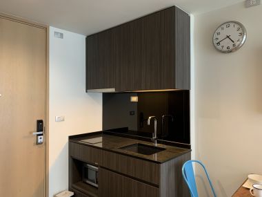 For rent at Via 49 1 Bedroom 1 Bathroom 20, 000THB/month Fully furnished