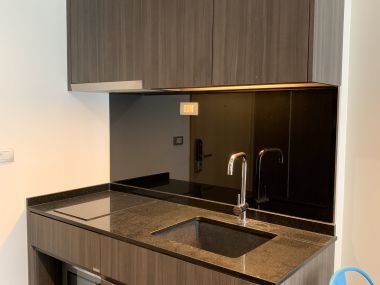 For rent at Via 49 1 Bedroom 1 Bathroom 20, 000THB/month Fully furnished