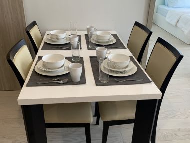 ปล่อยเช่า!!! Noble Ploenchit ในราคาเพียง 70, 000บาท/เดือน 2 ห้องนอน 2 ห้องน้ำ 75ตรม. ใกล้ BTS เพลินจิต เฟอร์นิเจอร์ครบพร้อมเข้าอยู่