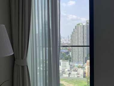 ปล่อยเช่า!!! Noble Ploenchit ในราคาเพียง 70, 000บาท/เดือน 2 ห้องนอน 2 ห้องน้ำ 75ตรม. ใกล้ BTS เพลินจิต เฟอร์นิเจอร์ครบพร้อมเข้าอยู่