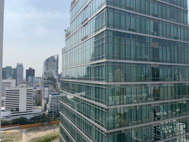 ปล่อยเช่า!!! Noble Ploenchit ในราคาเพียง 70, 000บาท/เดือน 2 ห้องนอน 2 ห้องน้ำ 75ตรม. ใกล้ BTS เพลินจิต เฟอร์นิเจอร์ครบพร้อมเข้าอยู่