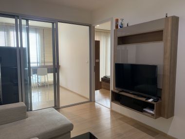 For rent! !! at Rhythm Sukhumvit 50 1 Bedroom 1 Bathroom 30, 000/month Fully furnished (can negotiate )