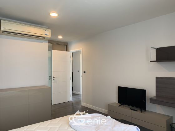 For rent! ! ! at The Crest Sukhumvit 49 2 Bedroom 2 Bathroom 35, 000/month Fully furnished