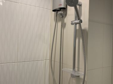 Condo for Sale! at Life One Wireless 28 Sq. m. 1 Bedroom 1 Bathroom 4,900,000 THB Transfer 50/50