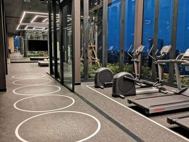 Sell The Line Phahonyothin Park, near bts 5, Lat Phrao intersection, shopping area