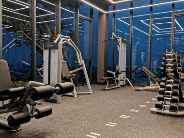 Sell The Line Phahonyothin Park, near bts 5, Lat Phrao intersection, shopping area