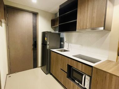 Sell The Line Phahonyothin Park, near bts 5, Lat Phrao intersection, shopping area